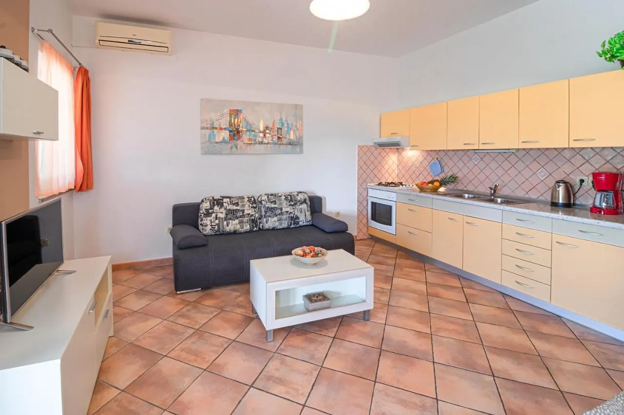 Apartments Sandra Kornić